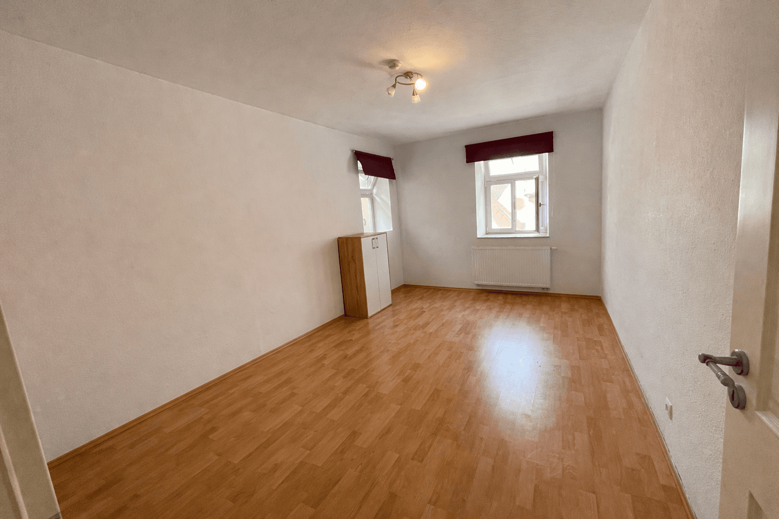 Pronájem bytu 2+1 73 m², Am Zehnt 9, Sinsheim, Bádensko-Württembersko Pronájem bytu 2+1 73 m², Am Zehnt 9, Sinsheim, Bádensko-Württembersko