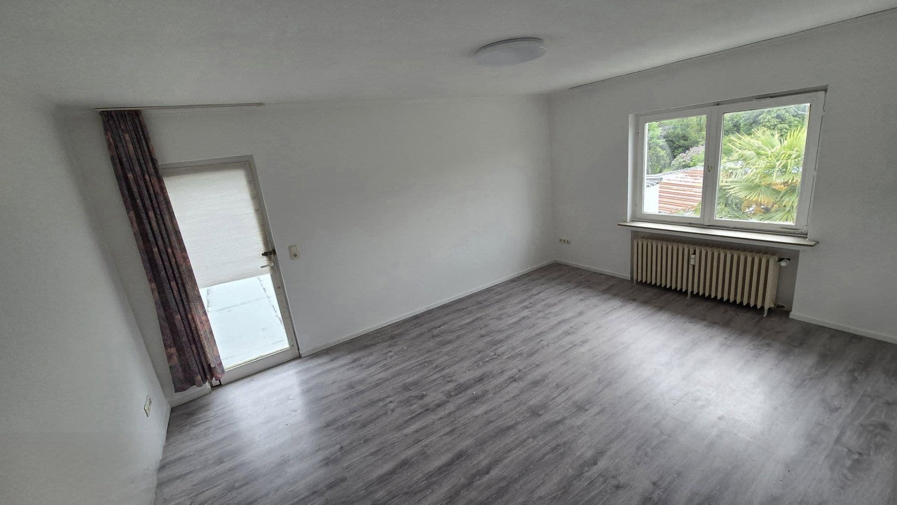 Pronájem bytu 3+1 110 m², Korschenbroich, Severní Porýní-Vestfálsko Pronájem bytu 3+1 110 m², Korschenbroich, Severní Porýní-Vestfálsko