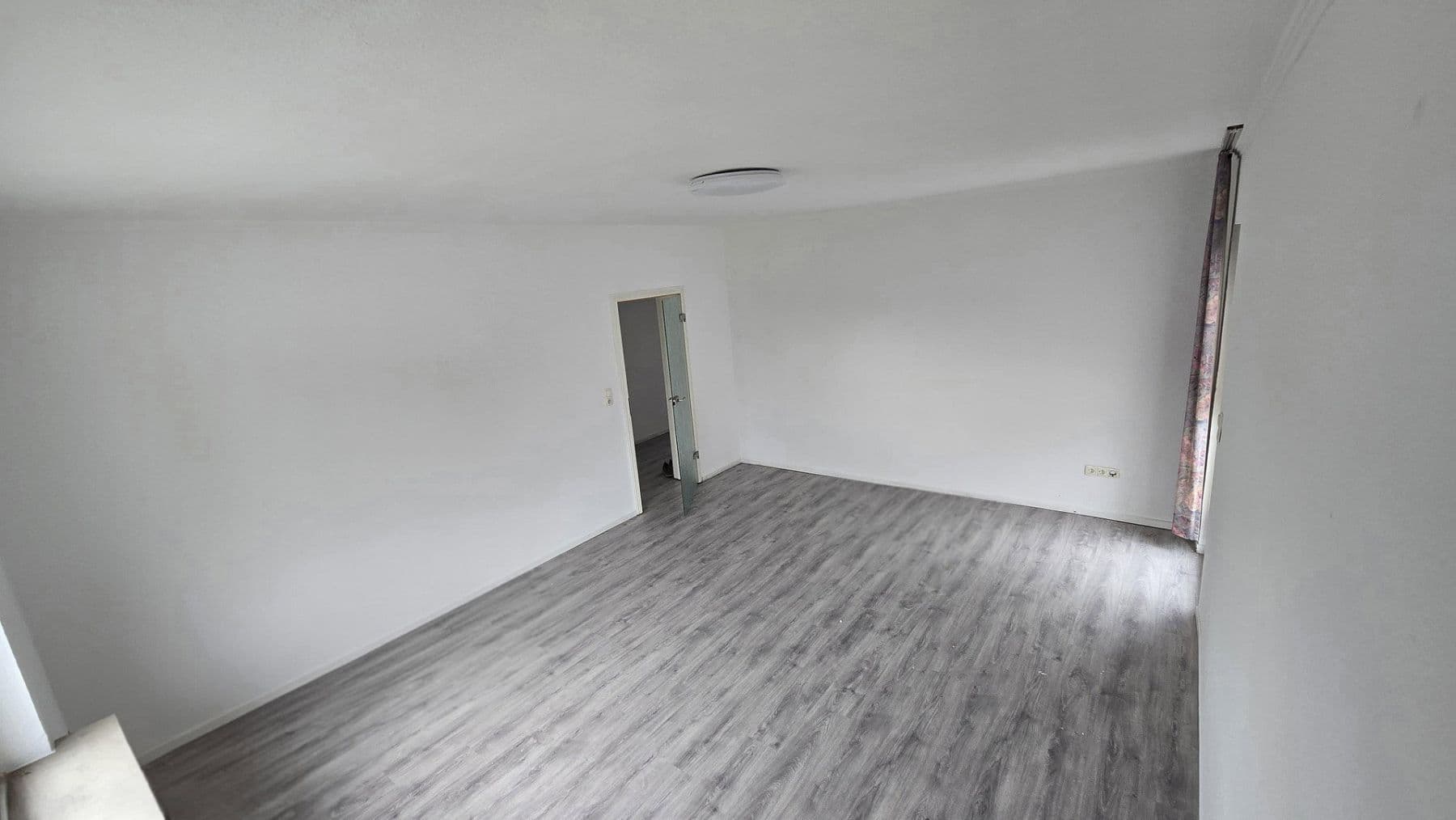 Pronájem bytu 3+1 110 m², Korschenbroich, Severní Porýní-Vestfálsko Pronájem bytu 3+1 110 m², Korschenbroich, Severní Porýní-Vestfálsko