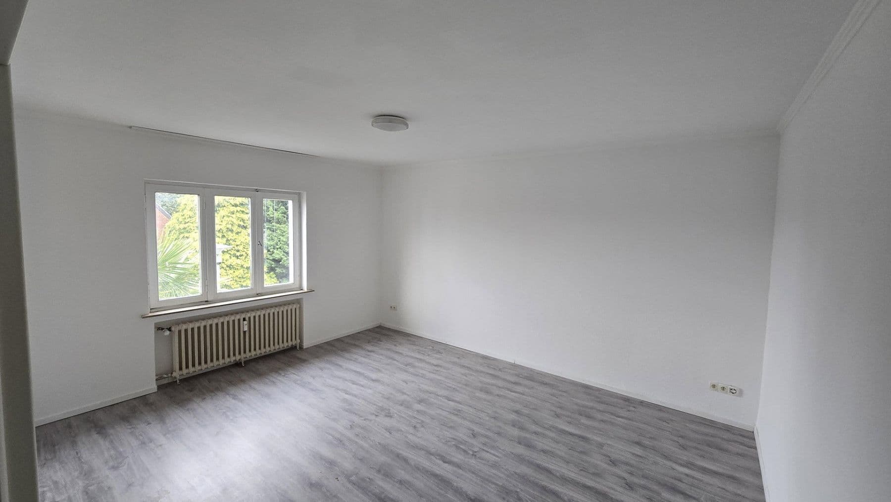Pronájem bytu 3+1 110 m², Korschenbroich, Severní Porýní-Vestfálsko Pronájem bytu 3+1 110 m², Korschenbroich, Severní Porýní-Vestfálsko