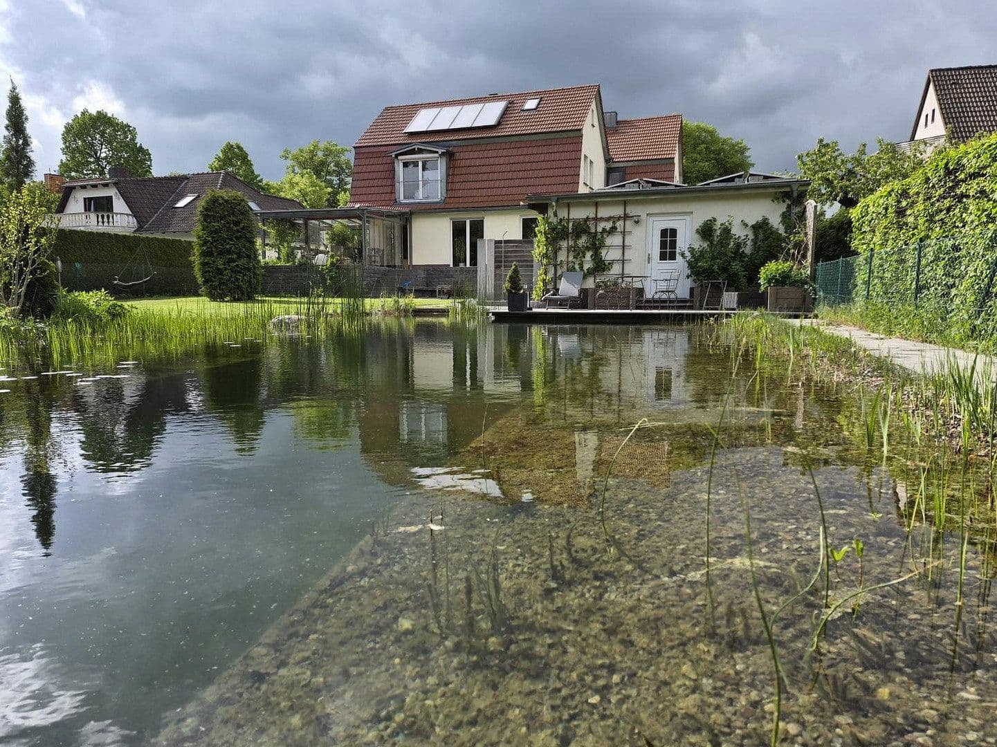 Prodej domu 198 m², pozemek 1.394 m², Falkensee, Braniborsko Prodej domu 198 m², pozemek 1.394 m², Falkensee, Braniborsko