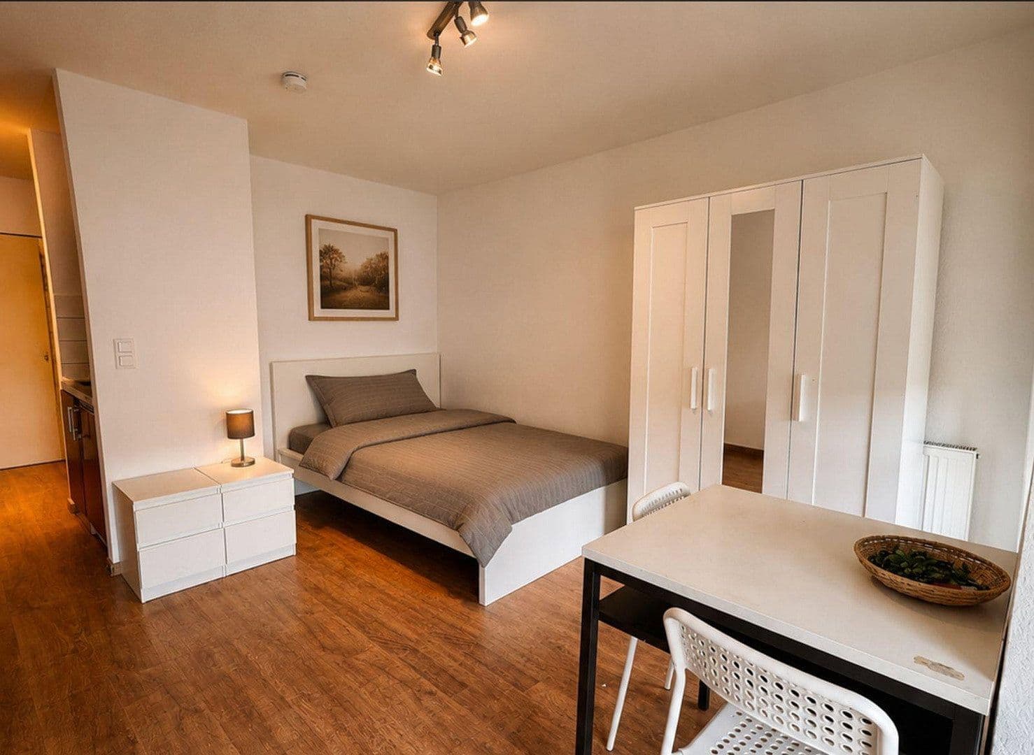 Pronájem bytu 1+1 23 m², Herrnstr. 91, Fürth, Bavorsko Pronájem bytu 1+1 23 m², Herrnstr. 91, Fürth, Bavorsko