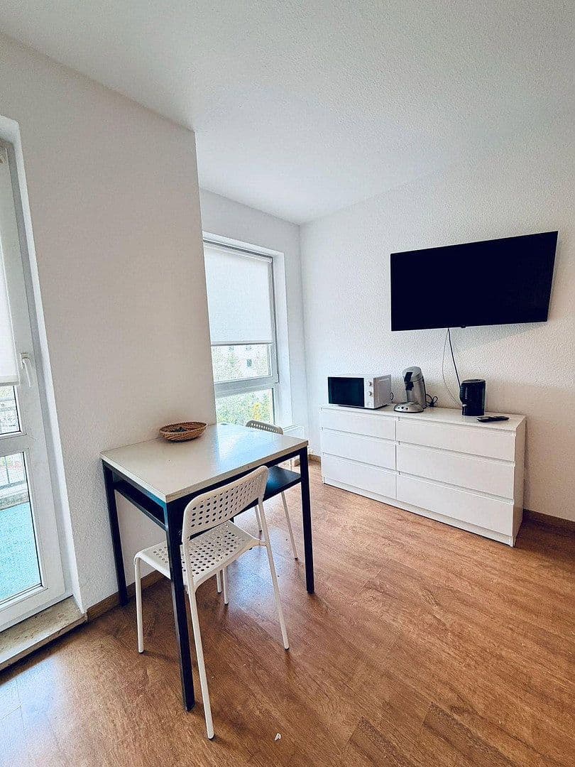 Pronájem bytu 1+1 23 m², Herrnstr. 91, Fürth, Bavorsko Pronájem bytu 1+1 23 m², Herrnstr. 91, Fürth, Bavorsko