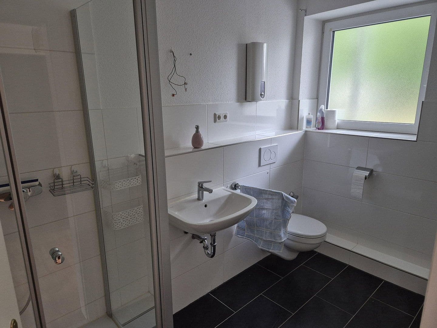 Pronájem bytu 3+1 71 m², Riesengebirgsstrasse 65, Moers, Severní Porýní-Vestfálsko Pronájem bytu 3+1 71 m², Riesengebirgsstrasse 65, Moers, Severní Porýní-Vestfálsko