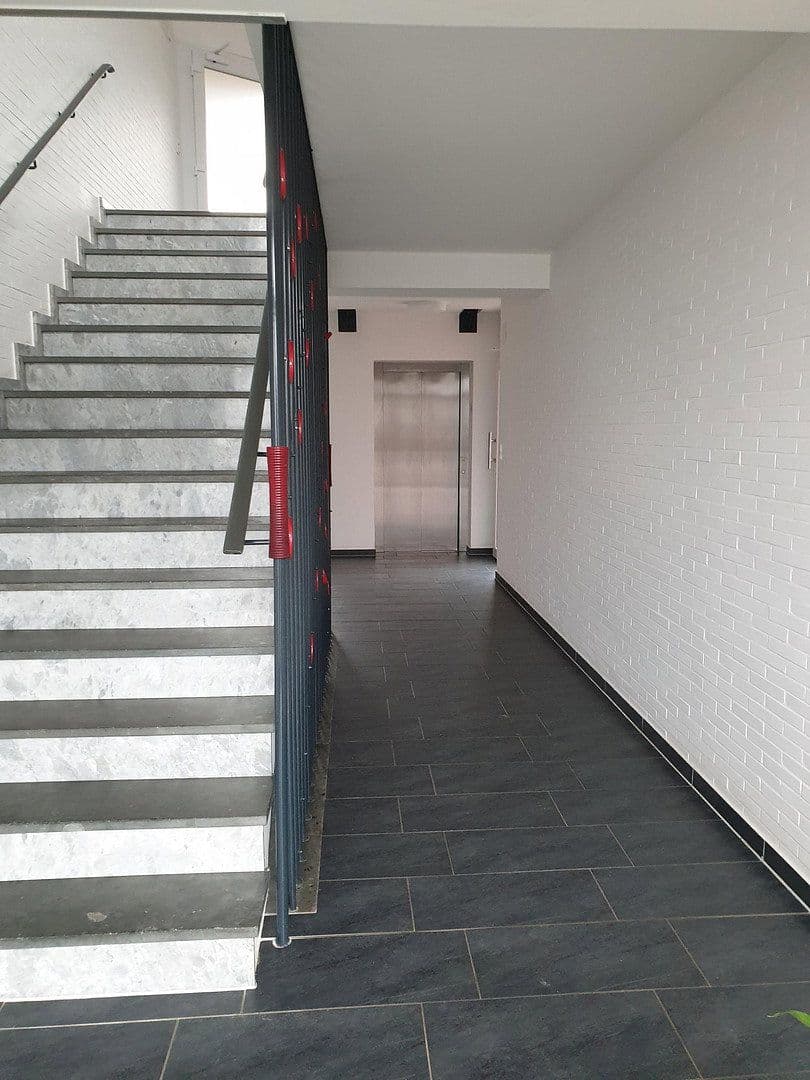 Pronájem bytu 3+1 71 m², Riesengebirgsstrasse 65, Moers, Severní Porýní-Vestfálsko Pronájem bytu 3+1 71 m², Riesengebirgsstrasse 65, Moers, Severní Porýní-Vestfálsko