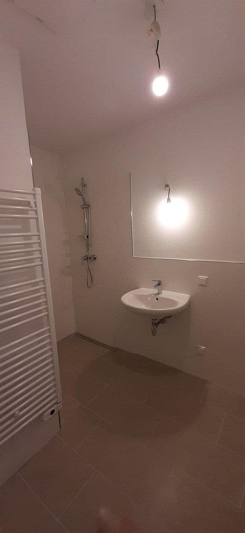 Pronájem bytu 3+1 54 m², Oberlaaer Straße 85, Wien, Wien Pronájem bytu 3+1 54 m², Oberlaaer Straße 85, Wien, Wien