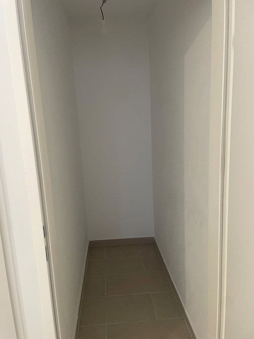 Pronájem bytu 3+1 54 m², Oberlaaer Straße 85, Wien, Wien Pronájem bytu 3+1 54 m², Oberlaaer Straße 85, Wien, Wien