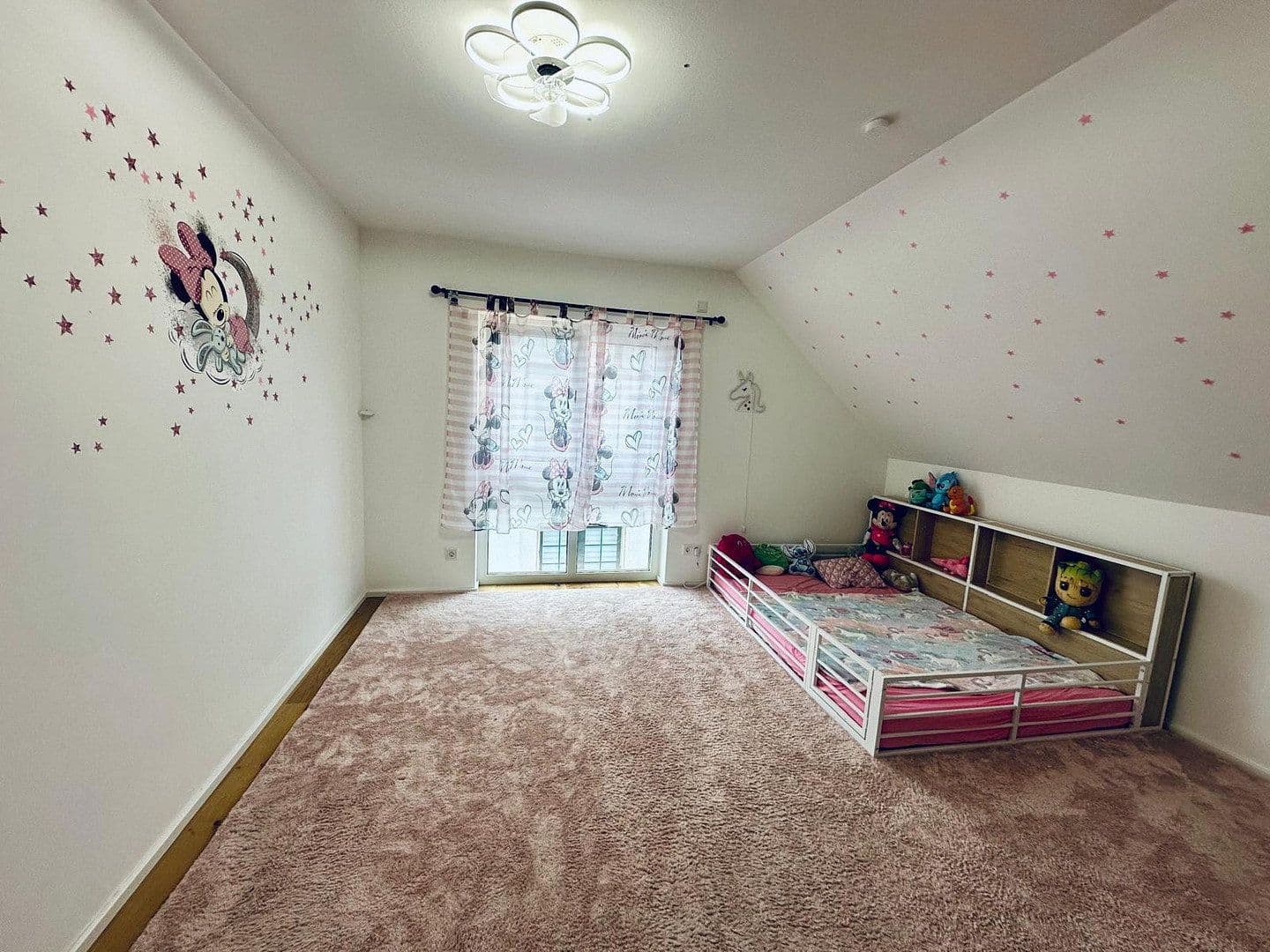 Prodej domu 251 m², pozemek 841 m², Bexbach, Země Sársko Prodej domu 251 m², pozemek 841 m², Bexbach, Země Sársko