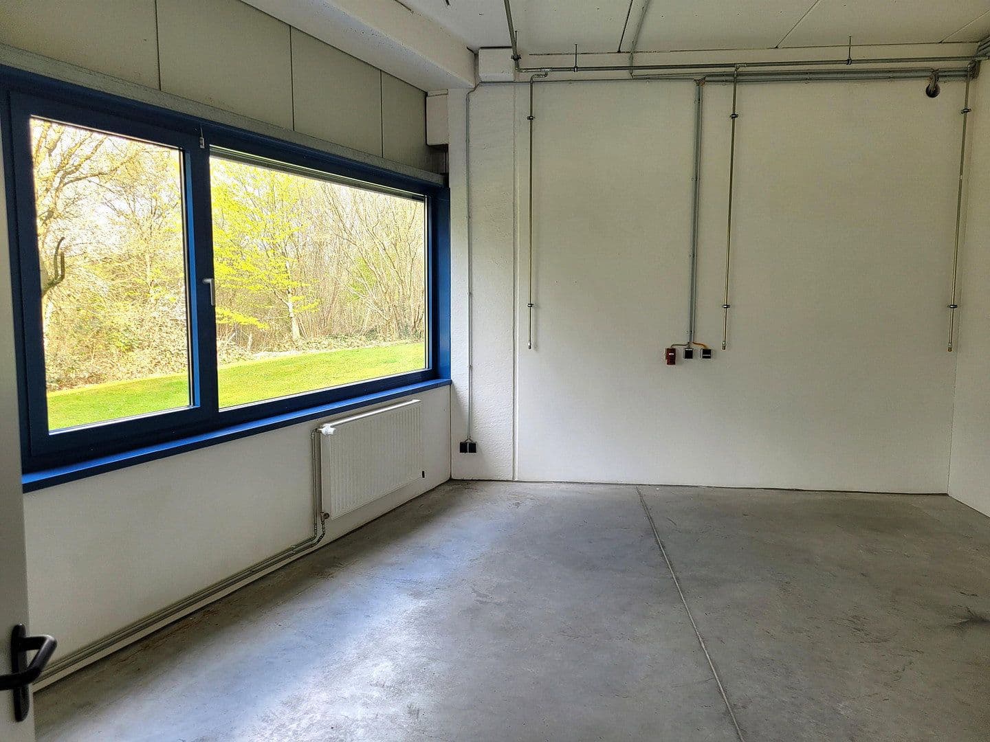 Prodej nebytového prostoru 3.375 m², Schönkirchen, Šlesvicko-Holštýnsko Prodej nebytového prostoru 3.375 m², Schönkirchen, Šlesvicko-Holštýnsko