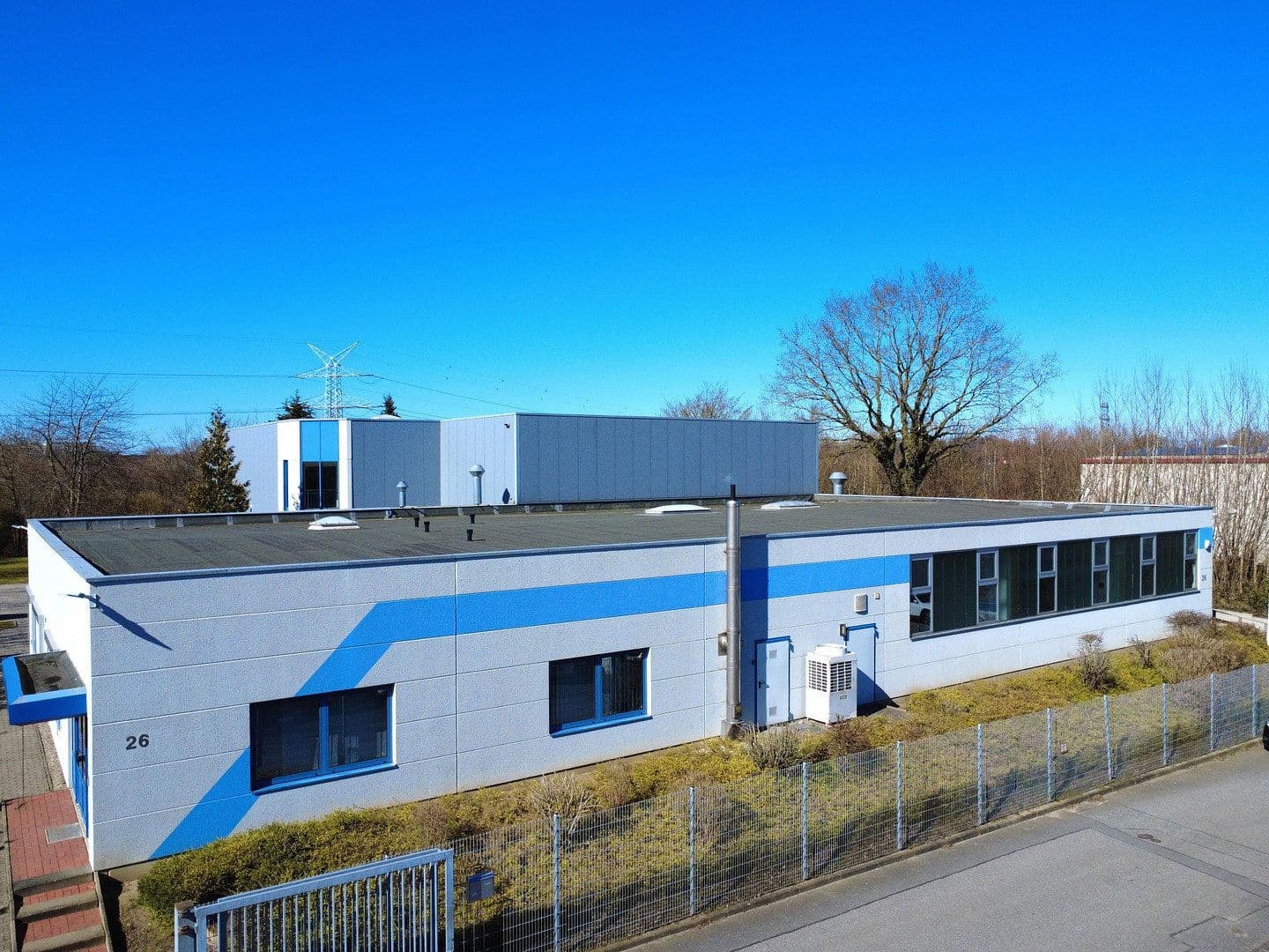 Prodej nebytového prostoru 3.375 m², Schönkirchen, Šlesvicko-Holštýnsko Prodej nebytového prostoru 3.375 m², Schönkirchen, Šlesvicko-Holštýnsko
