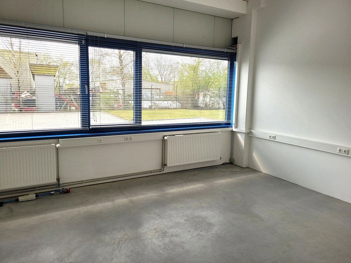 Prodej nebytového prostoru 3.375 m², Schönkirchen, Šlesvicko-Holštýnsko Prodej nebytového prostoru 3.375 m², Schönkirchen, Šlesvicko-Holštýnsko