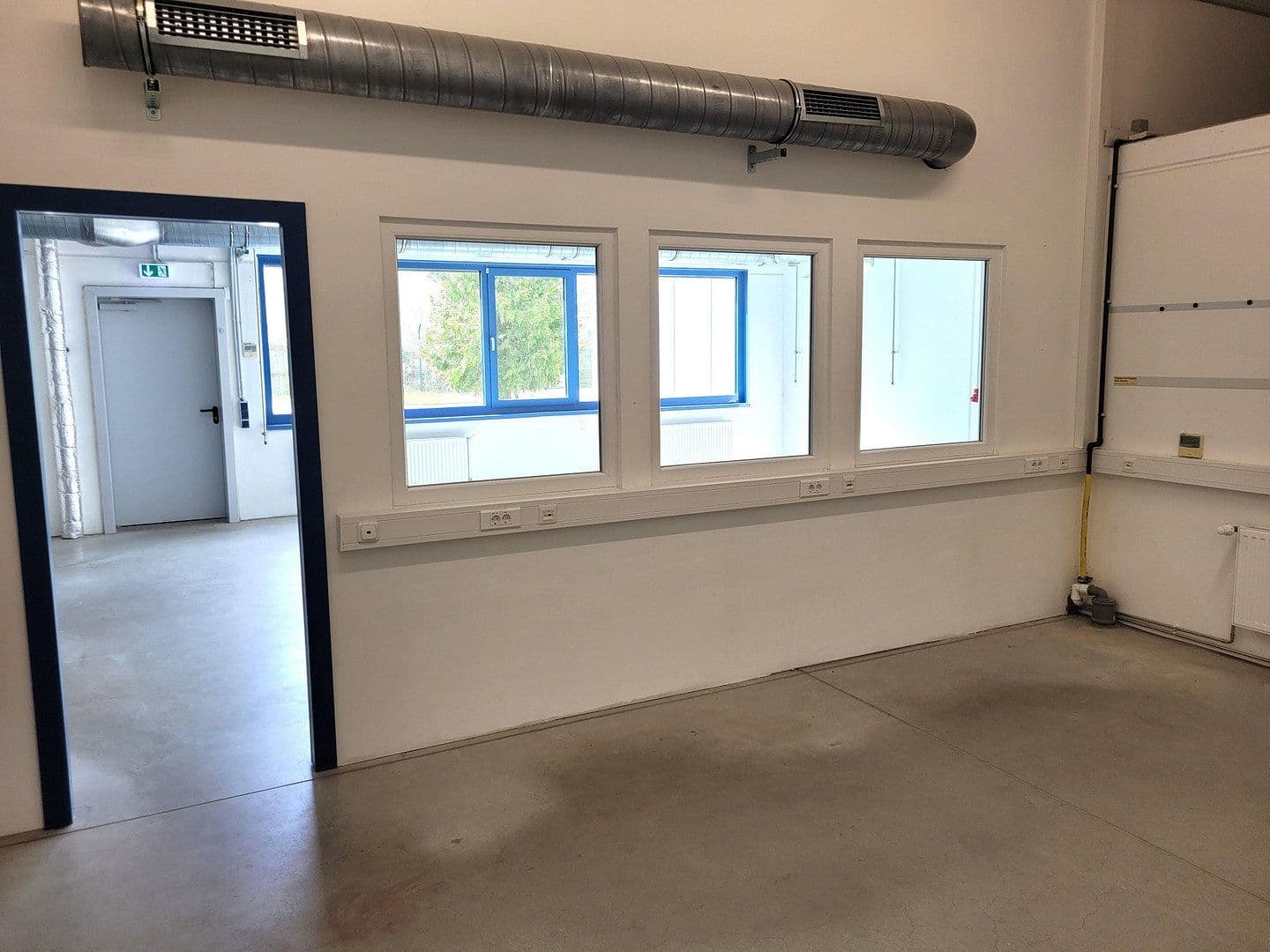 Prodej nebytového prostoru 3.375 m², Schönkirchen, Šlesvicko-Holštýnsko Prodej nebytového prostoru 3.375 m², Schönkirchen, Šlesvicko-Holštýnsko