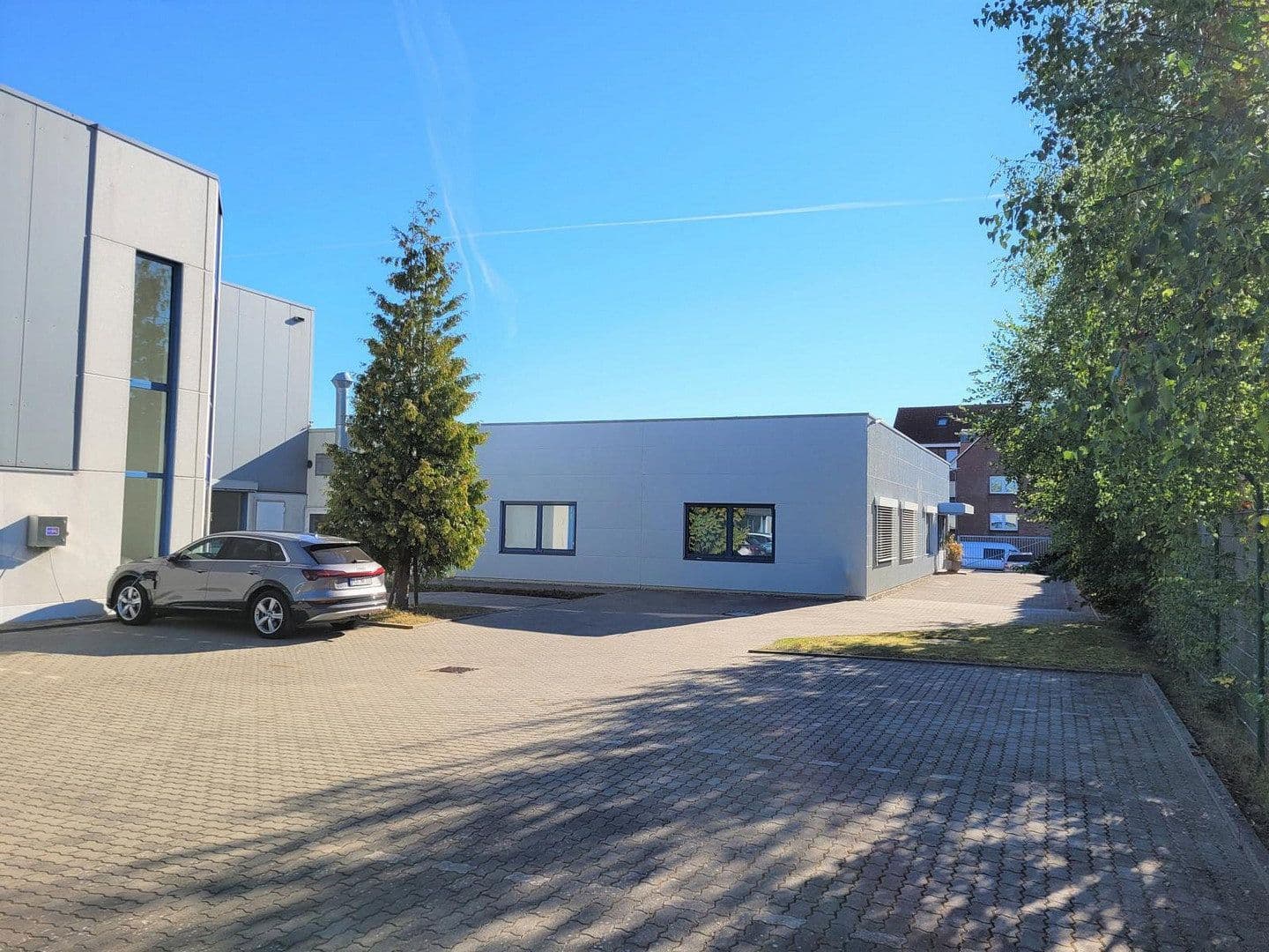 Prodej nebytového prostoru 3.375 m², Schönkirchen, Šlesvicko-Holštýnsko Prodej nebytového prostoru 3.375 m², Schönkirchen, Šlesvicko-Holštýnsko
