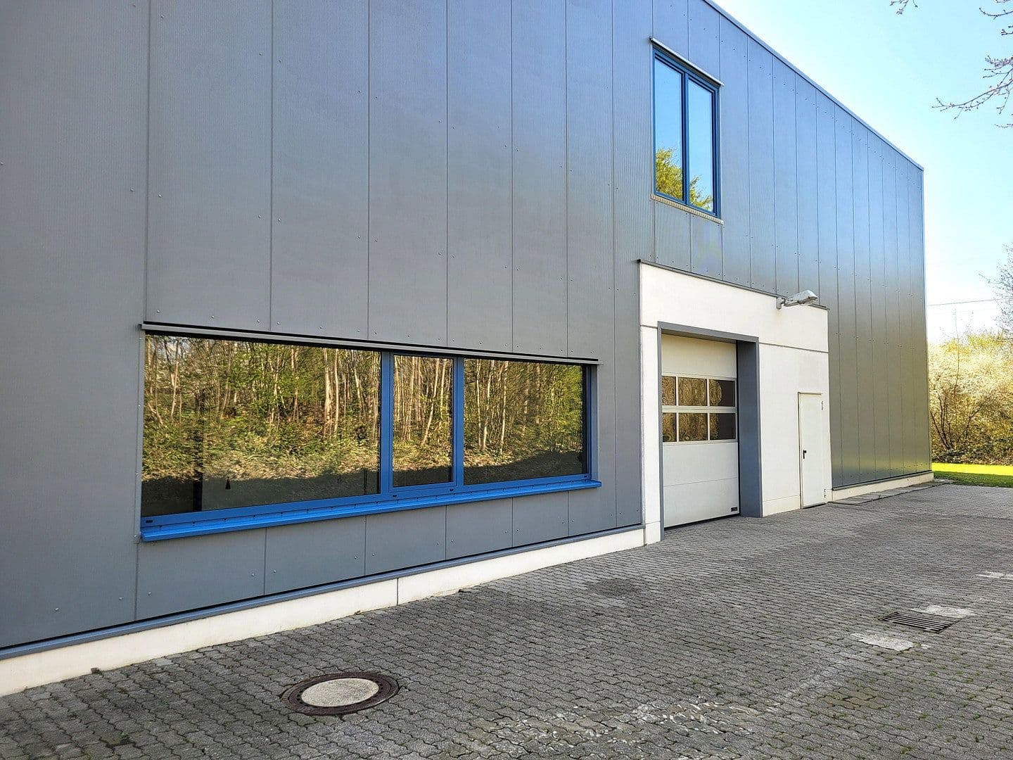 Prodej nebytového prostoru 3.375 m², Schönkirchen, Šlesvicko-Holštýnsko Prodej nebytového prostoru 3.375 m², Schönkirchen, Šlesvicko-Holštýnsko