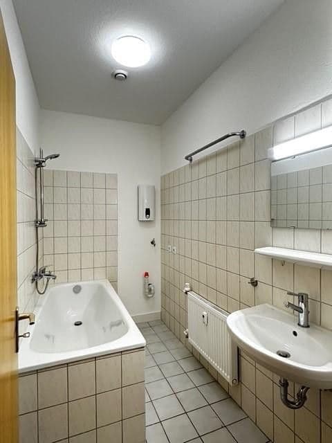 Pronájem bytu 1+1 50 m², Hellgasse 16, Alzey, Porýní-Falc Pronájem bytu 1+1 50 m², Hellgasse 16, Alzey, Porýní-Falc