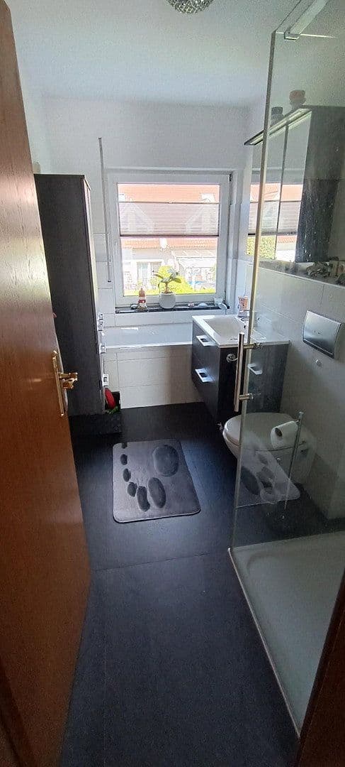 Prodej bytu 3+1 86 m², Sandersdorf-Brehna, Sasko-Anhaltsko Prodej bytu 3+1 86 m², Sandersdorf-Brehna, Sasko-Anhaltsko