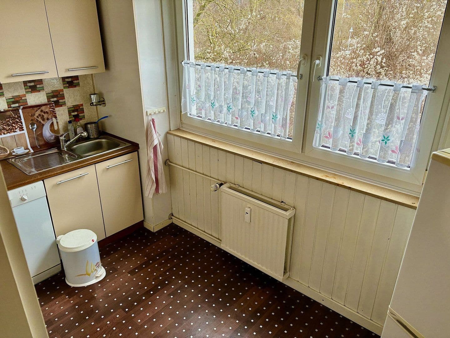 Pronájem bytu 3+1 72 m², Laatzen, Dolní Sasko Pronájem bytu 3+1 72 m², Laatzen, Dolní Sasko