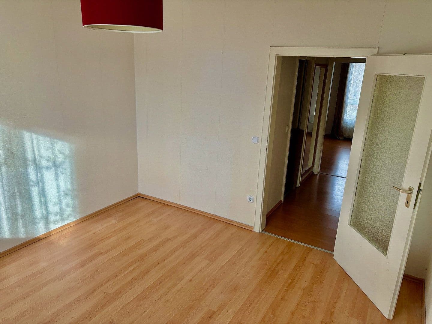 Pronájem bytu 3+1 72 m², Laatzen, Dolní Sasko Pronájem bytu 3+1 72 m², Laatzen, Dolní Sasko