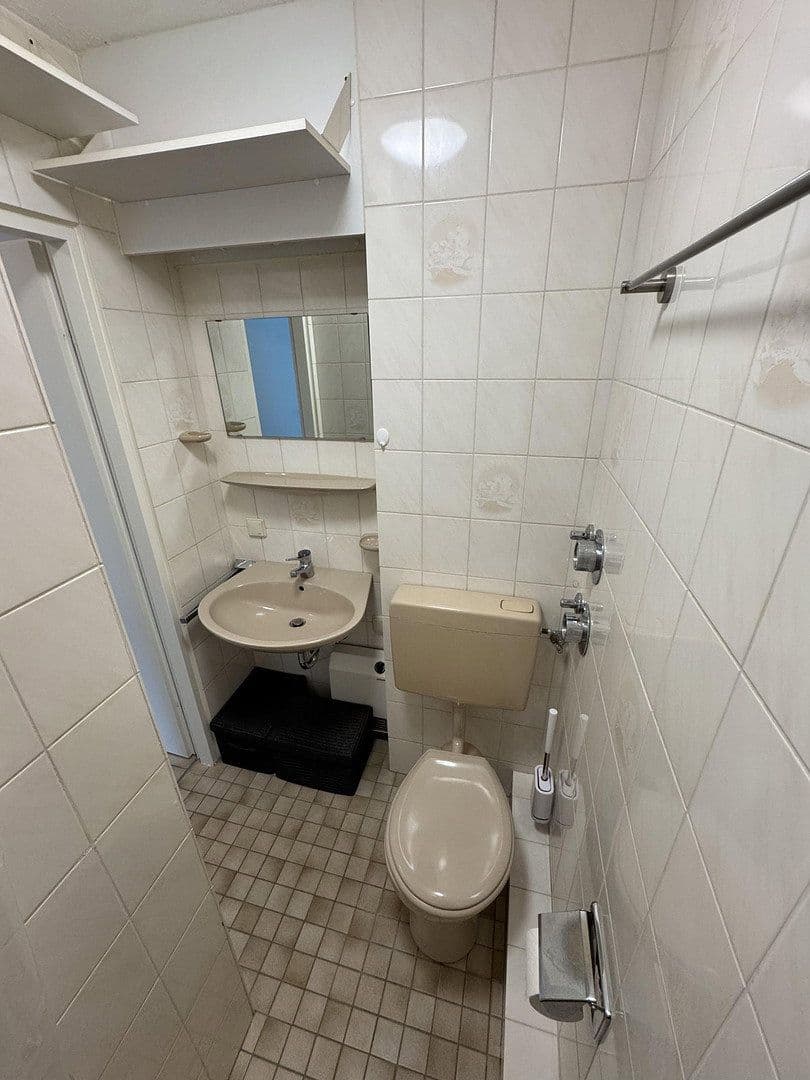 Pronájem bytu 1+1 21 m², Akademiestraße 4, Mannheim, Bádensko-Württembersko Pronájem bytu 1+1 21 m², Akademiestraße 4, Mannheim, Bádensko-Württembersko