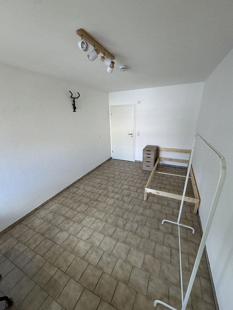 Pronájem bytu 1+1 21 m², Akademiestraße 4, Mannheim, Bádensko-Württembersko Pronájem bytu 1+1 21 m², Akademiestraße 4, Mannheim, Bádensko-Württembersko