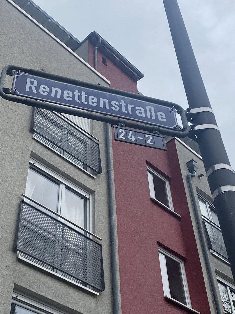 Pronájem bytu 3+1 93 m², Renettenstr. 2, Frankfurt, Hessen Pronájem bytu 3+1 93 m², Renettenstr. 2, Frankfurt, Hessen