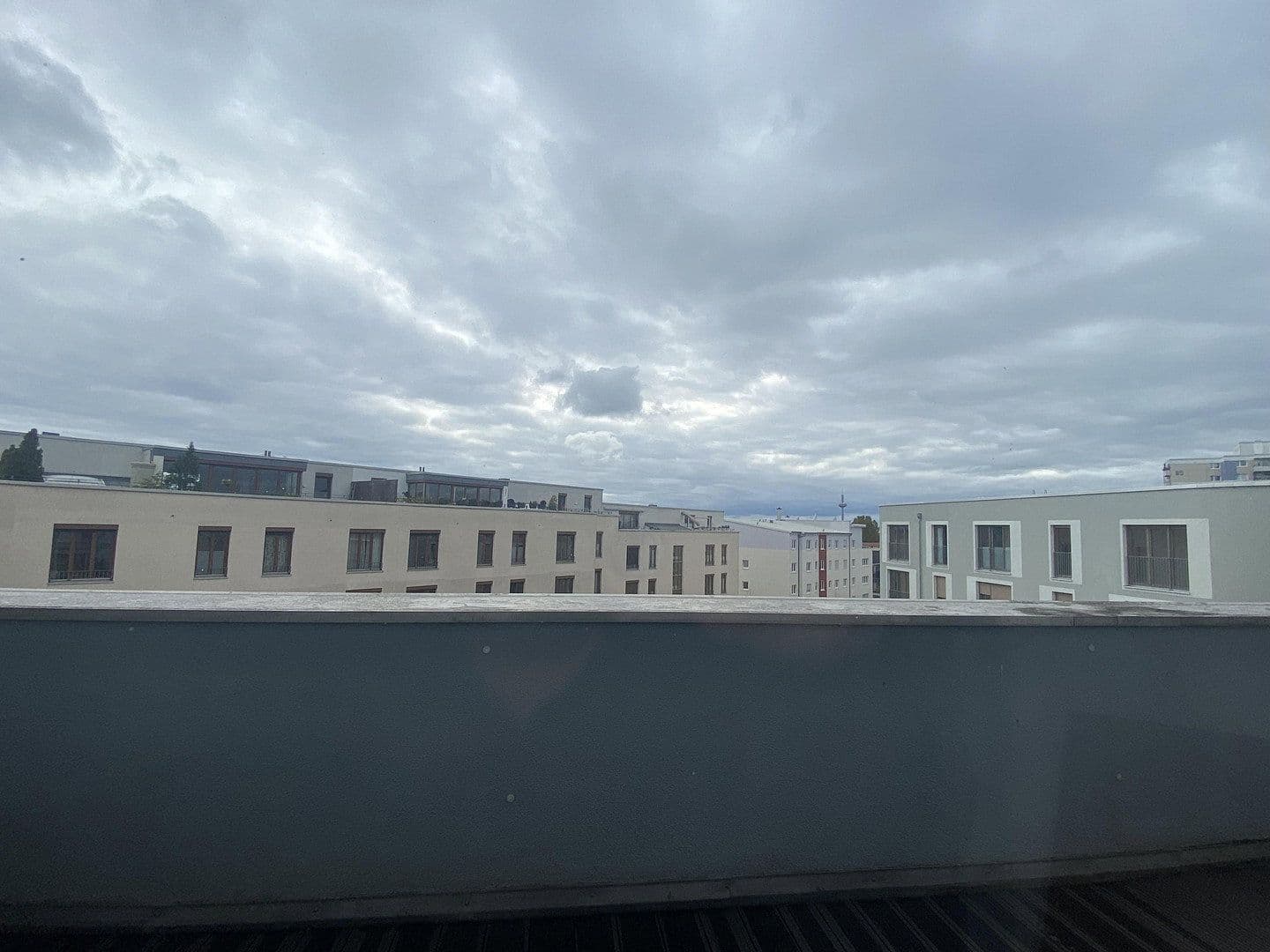 Pronájem bytu 3+1 93 m², Renettenstr. 2, Frankfurt, Hessen Pronájem bytu 3+1 93 m², Renettenstr. 2, Frankfurt, Hessen