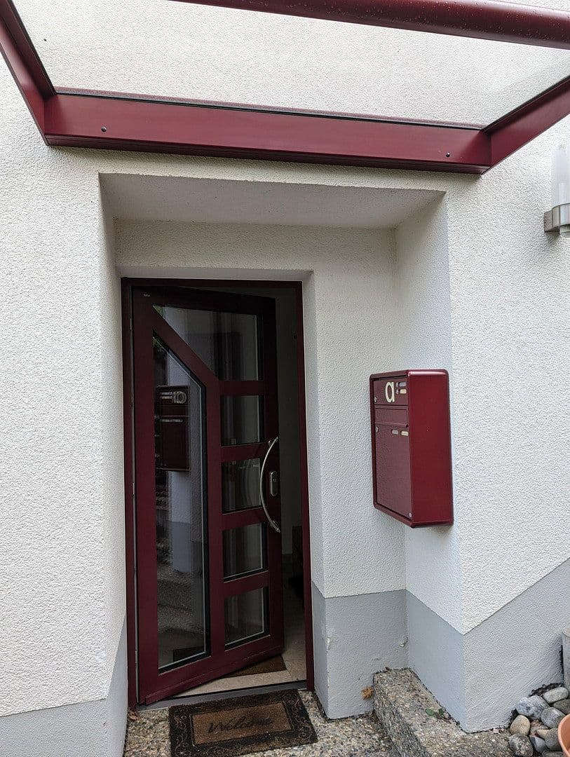 Pronájem bytu 2+kk 50 m², Ulm, Bádensko-Württembersko Pronájem bytu 2+kk 50 m², Ulm, Bádensko-Württembersko