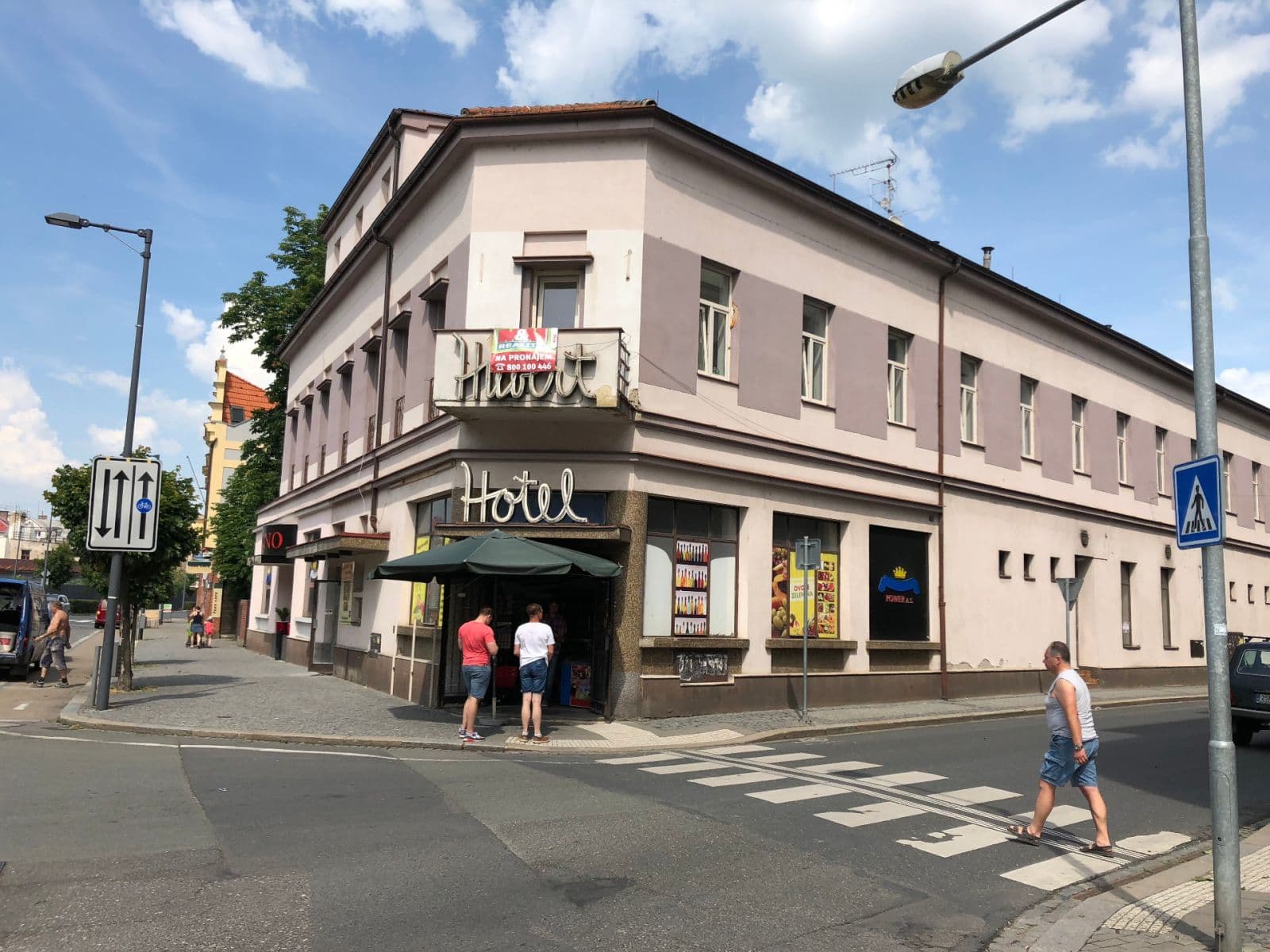 Pronájem bytu 1+kk 18 m², Riegrovo náměstí, Poděbrady, Středočeský kraj Pronájem bytu 1+kk 18 m², Riegrovo náměstí, Poděbrady, Středočeský kraj