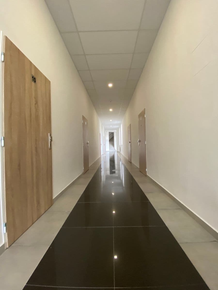 Pronájem bytu 2+kk 50 m², Riegrovo náměstí, Poděbrady, Středočeský kraj Pronájem bytu 2+kk 50 m², Riegrovo náměstí, Poděbrady, Středočeský kraj