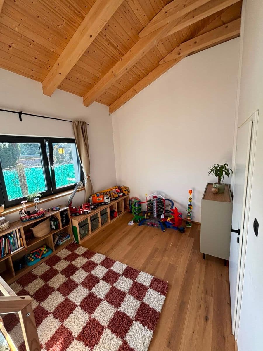 Prodej domu 146 m², pozemek 1.560 m², Ostrá, Středočeský kraj Prodej domu 146 m², pozemek 1.560 m², Ostrá, Středočeský kraj