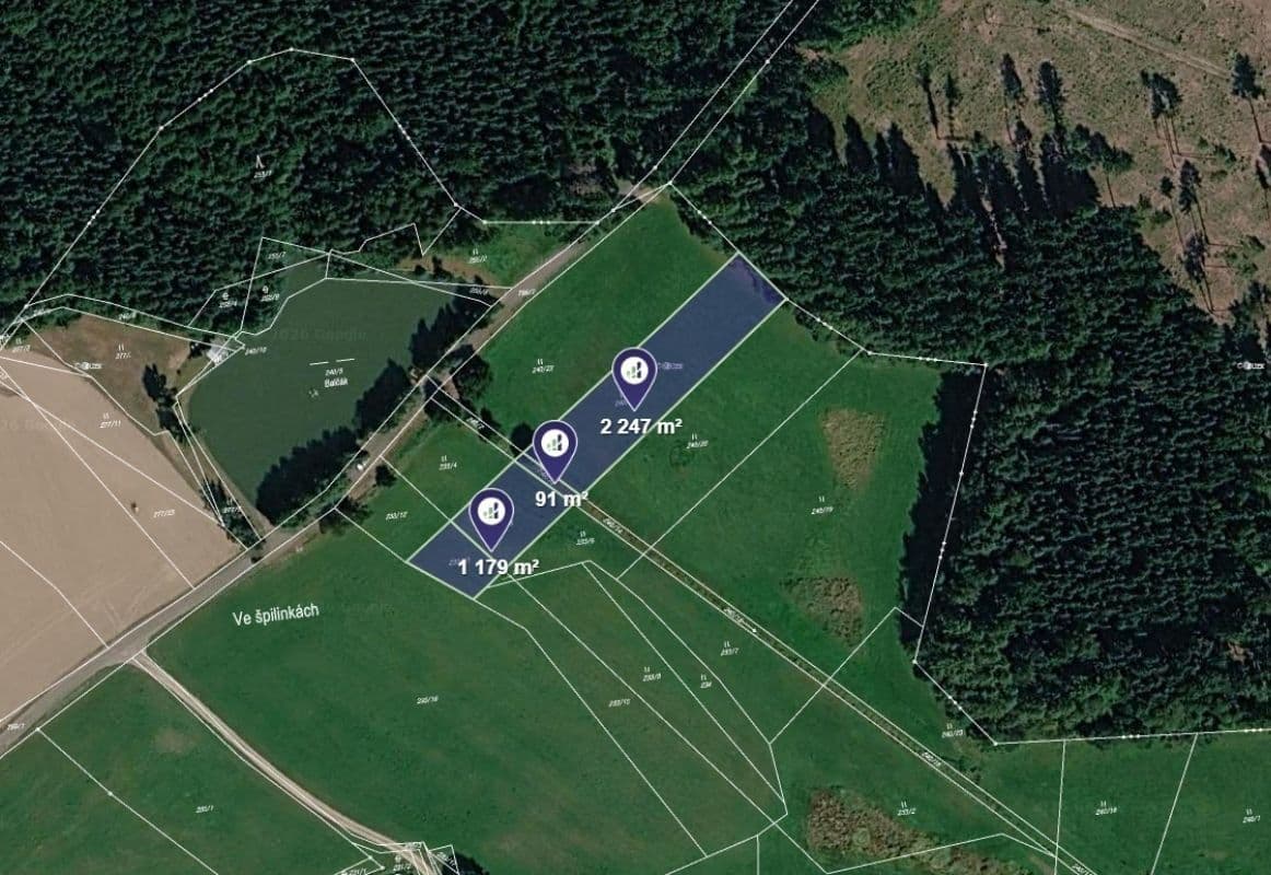 Prodej pozemku 879 m², Třebětín, Středočeský kraj Prodej pozemku 879 m², Třebětín, Středočeský kraj