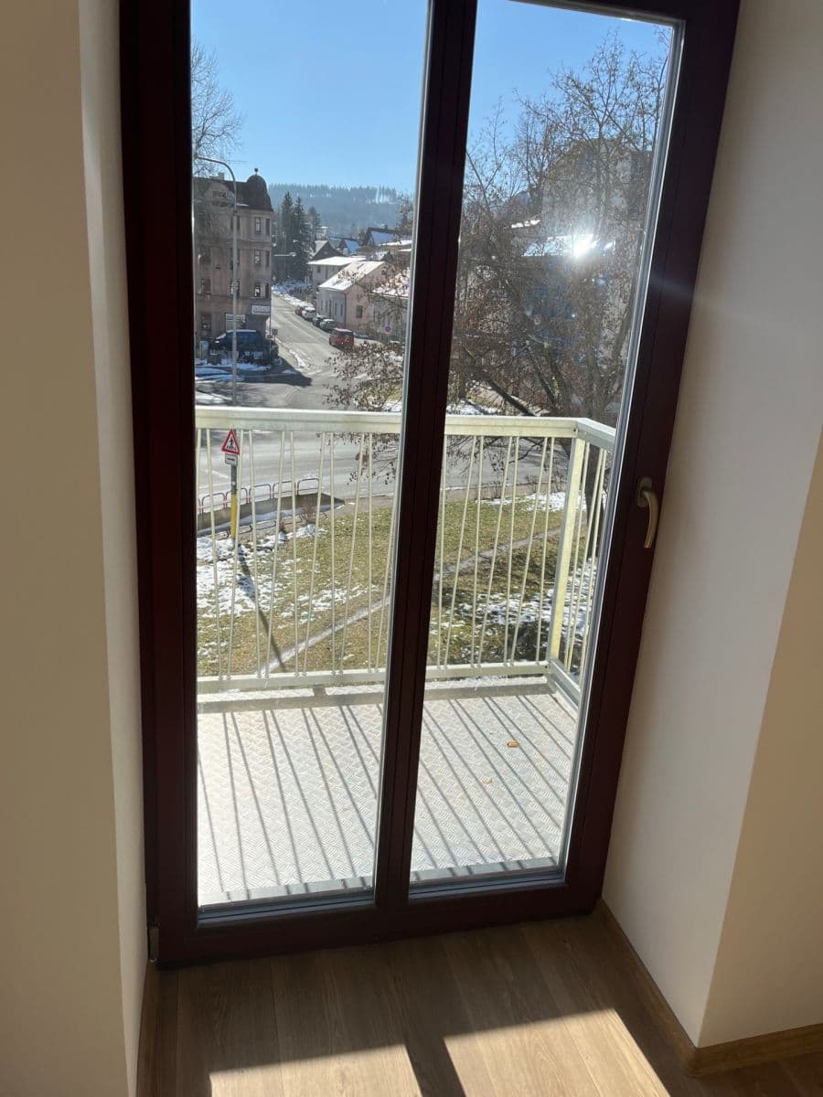Pronájem bytu 2+kk 55 m², Podhorská, Jablonec nad Nisou, Liberecký kraj Pronájem bytu 2+kk 55 m², Podhorská, Jablonec nad Nisou, Liberecký kraj