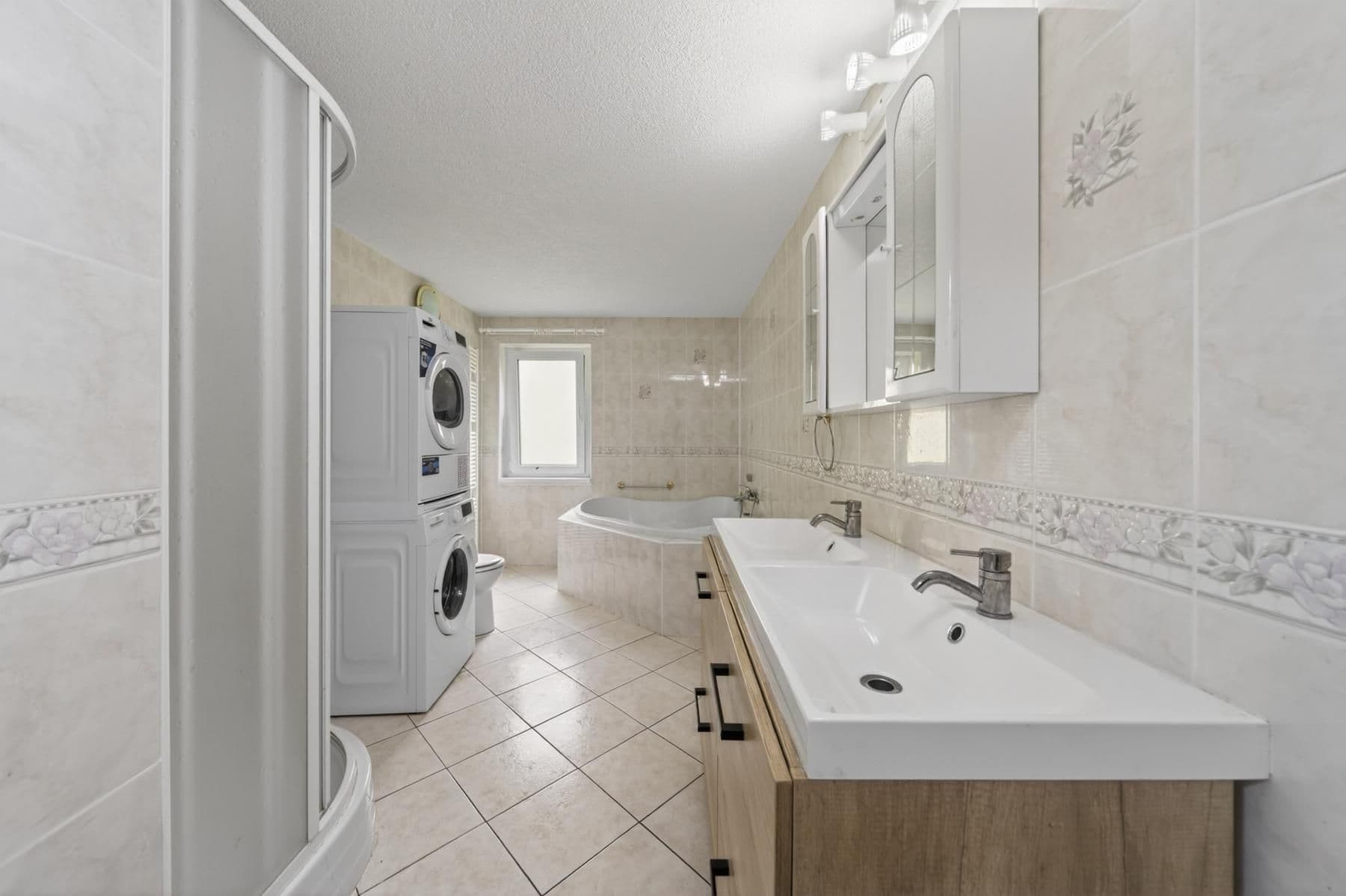 Prodej domu 278 m², pozemek 535 m², Bor, Plzeňský kraj Prodej domu 278 m², pozemek 535 m², Bor, Plzeňský kraj