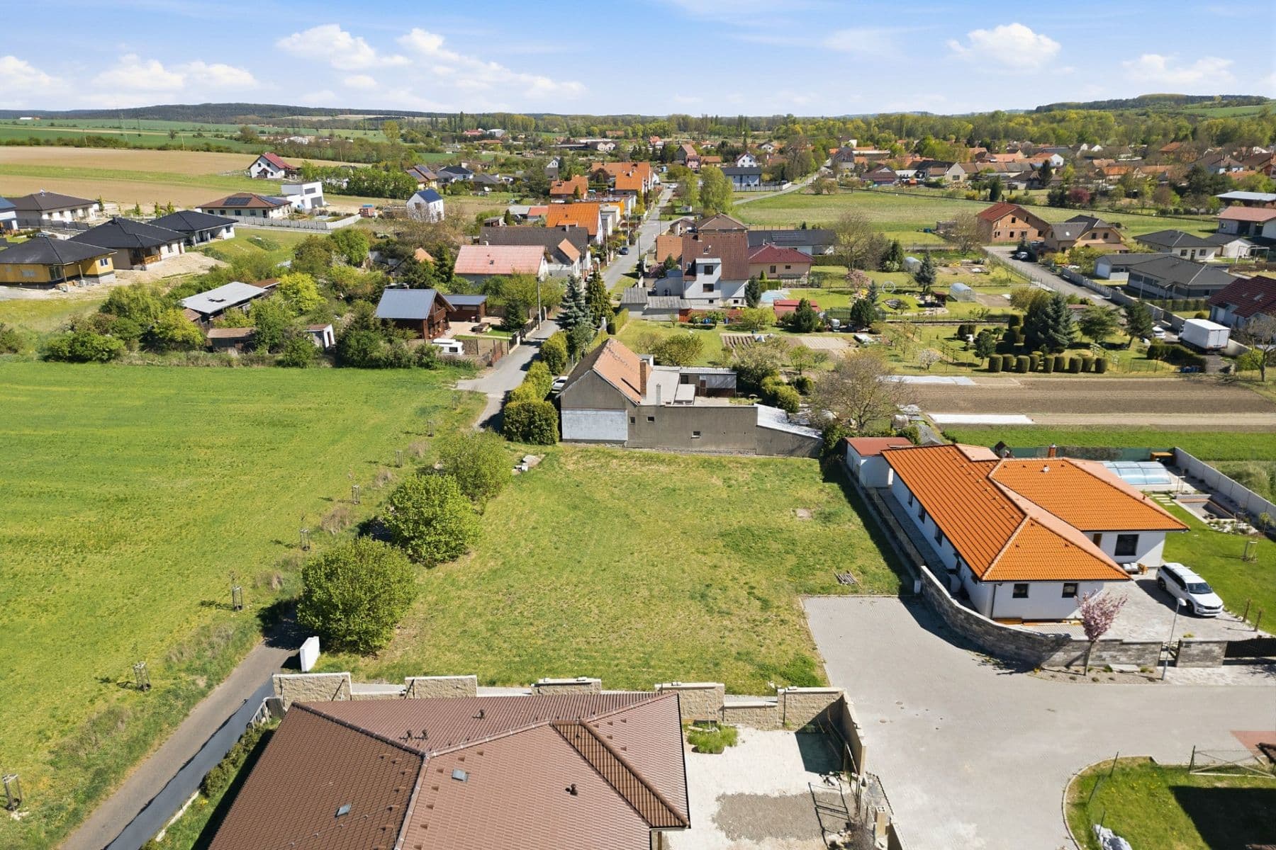 Prodej pozemku 1.107 m², Maloborecká, Mělník, Středočeský kraj Prodej pozemku 1.107 m², Maloborecká, Mělník, Středočeský kraj