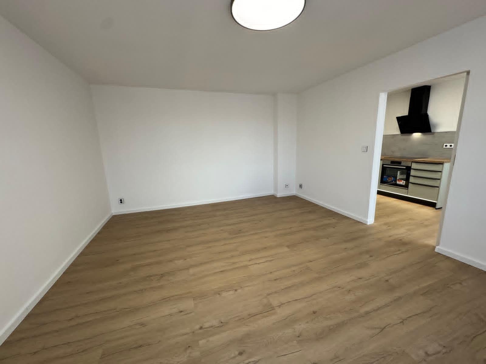 Pronájem bytu 2+1 63 m², Americká, Liberec, Liberecký kraj Pronájem bytu 2+1 63 m², Americká, Liberec, Liberecký kraj