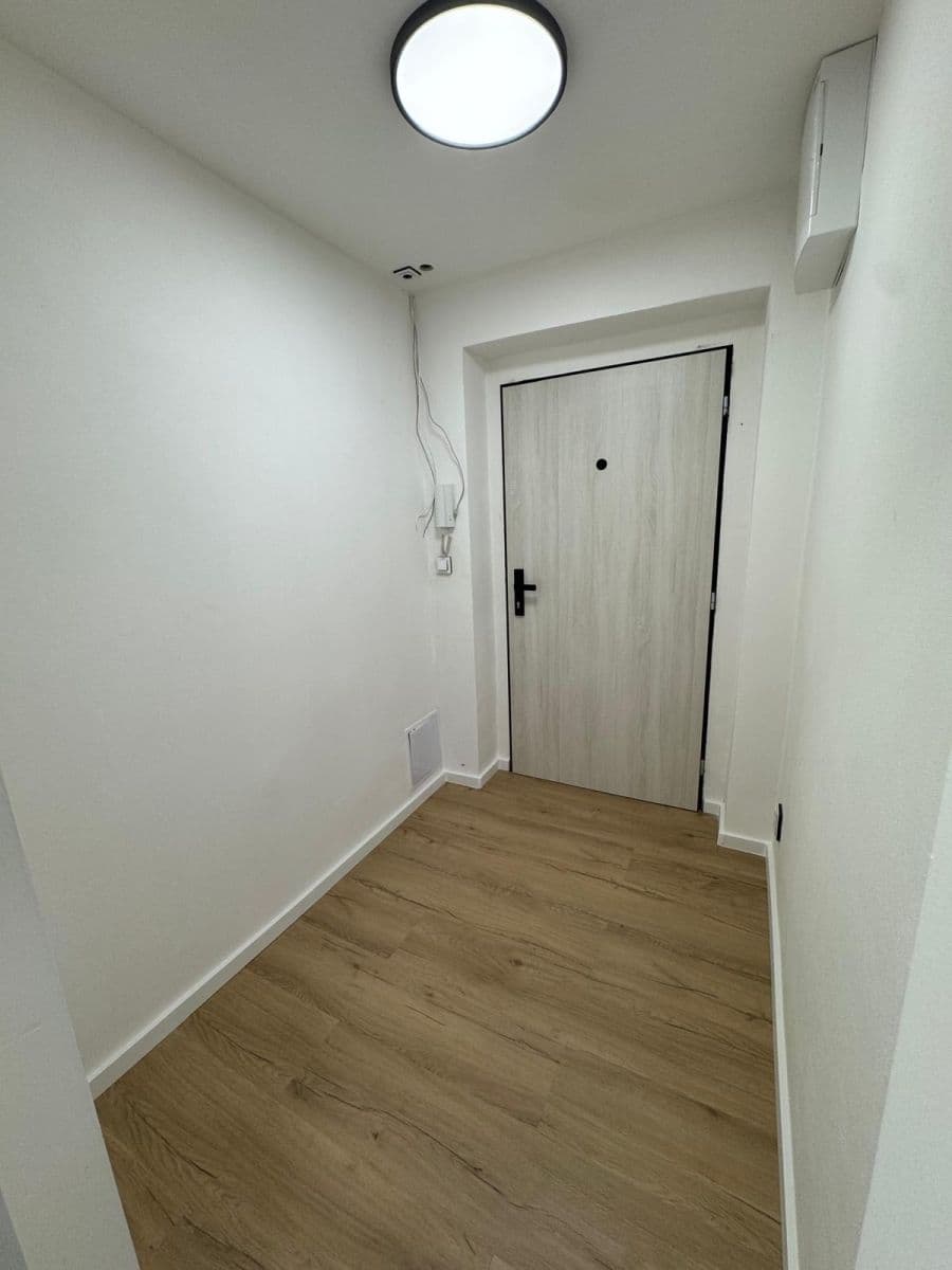 Pronájem bytu 2+1 63 m², Americká, Liberec, Liberecký kraj Pronájem bytu 2+1 63 m², Americká, Liberec, Liberecký kraj