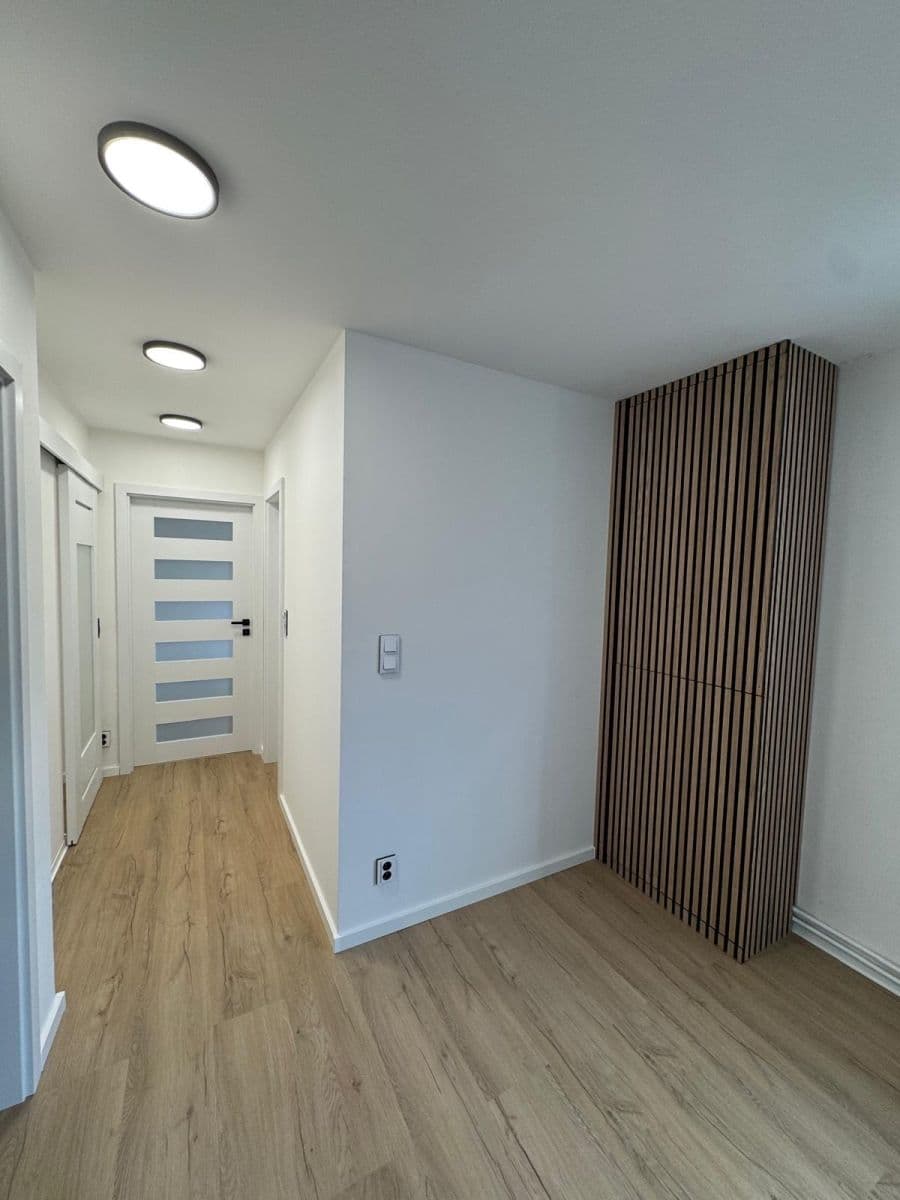 Pronájem bytu 2+1 63 m², Americká, Liberec, Liberecký kraj Pronájem bytu 2+1 63 m², Americká, Liberec, Liberecký kraj