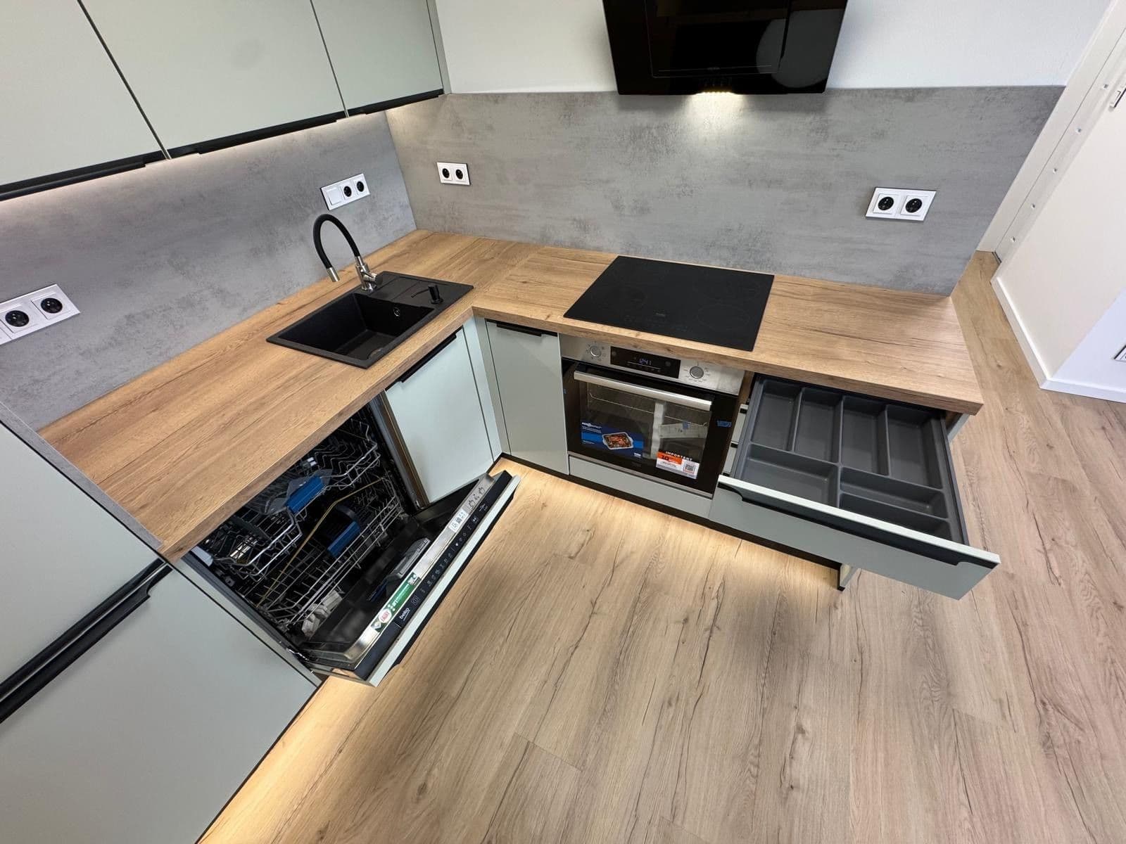 Pronájem bytu 2+1 63 m², Americká, Liberec, Liberecký kraj Pronájem bytu 2+1 63 m², Americká, Liberec, Liberecký kraj