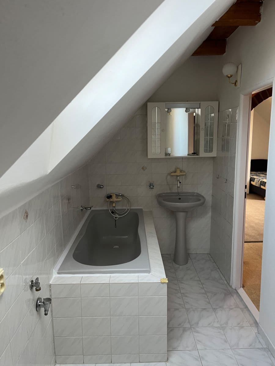 Pronájem bytu 2+kk 55 m², Na Vrškách, Praha, Praha Pronájem bytu 2+kk 55 m², Na Vrškách, Praha, Praha