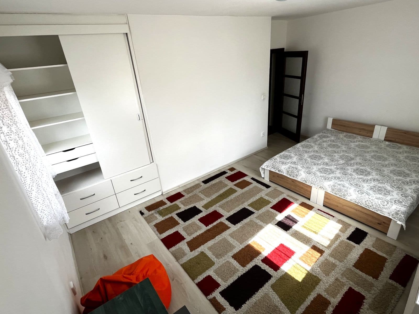 Pronájem bytu 2+1 56 m², Dukelských hrdinů, Rakovník, Středočeský kraj Pronájem bytu 2+1 56 m², Dukelských hrdinů, Rakovník, Středočeský kraj