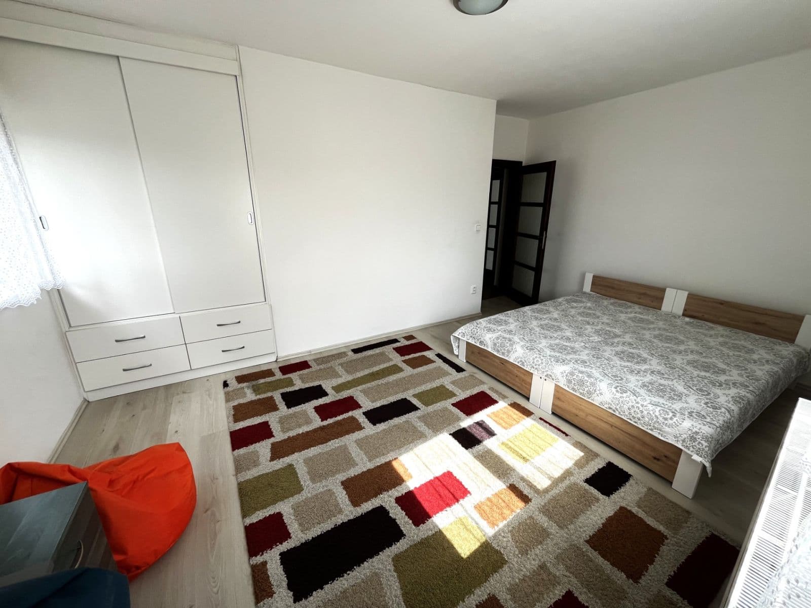 Pronájem bytu 2+1 56 m², Dukelských hrdinů, Rakovník, Středočeský kraj Pronájem bytu 2+1 56 m², Dukelských hrdinů, Rakovník, Středočeský kraj