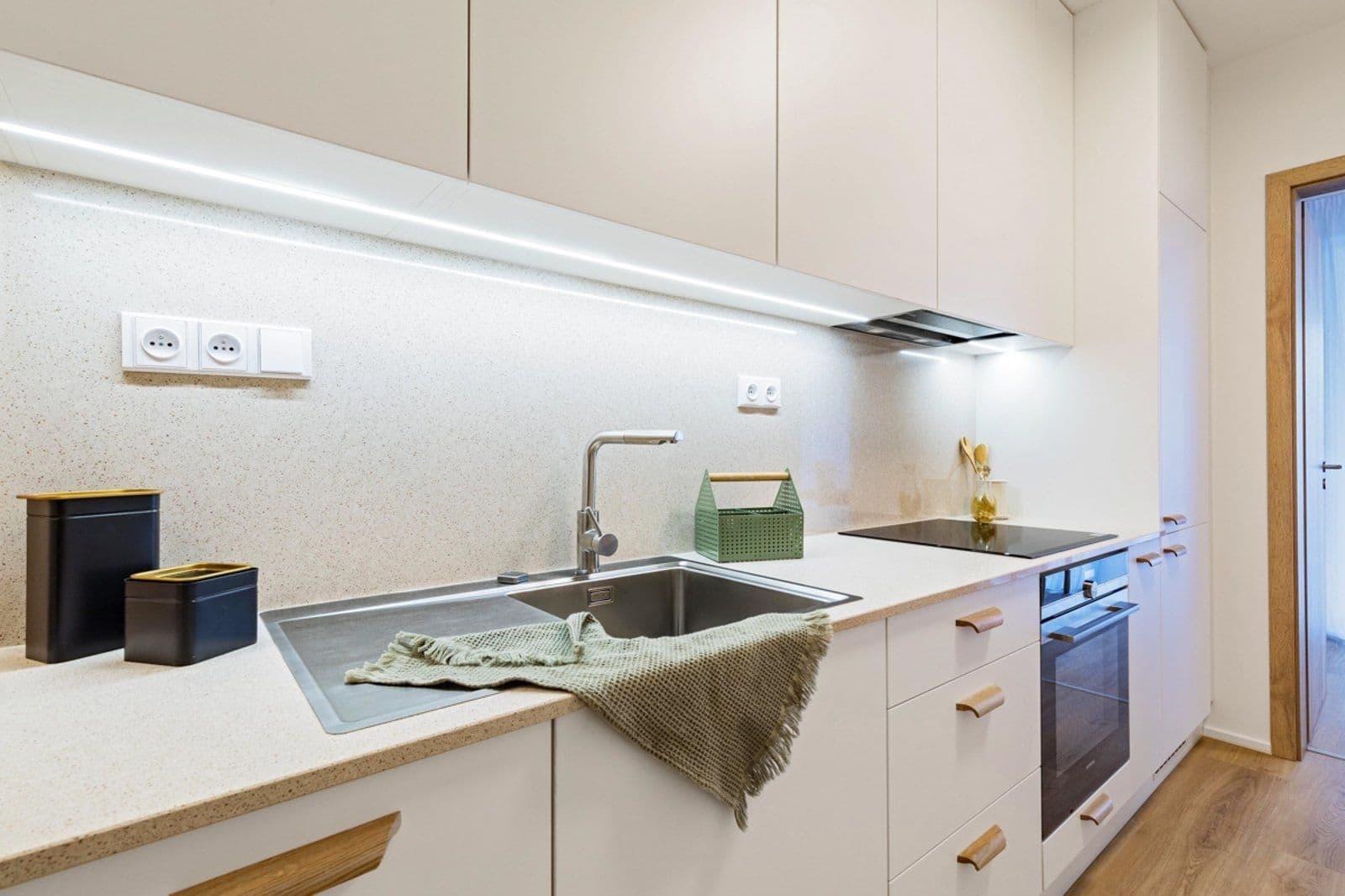 Pronájem bytu 2+1 44 m², Vrbenského, Praha, Praha Pronájem bytu 2+1 44 m², Vrbenského, Praha, Praha