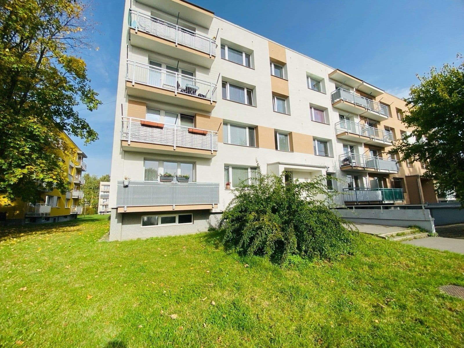 Pronájem garáže 19 m², Tylova, Ostrava, Moravskoslezský kraj Pronájem garáže 19 m², Tylova, Ostrava, Moravskoslezský kraj