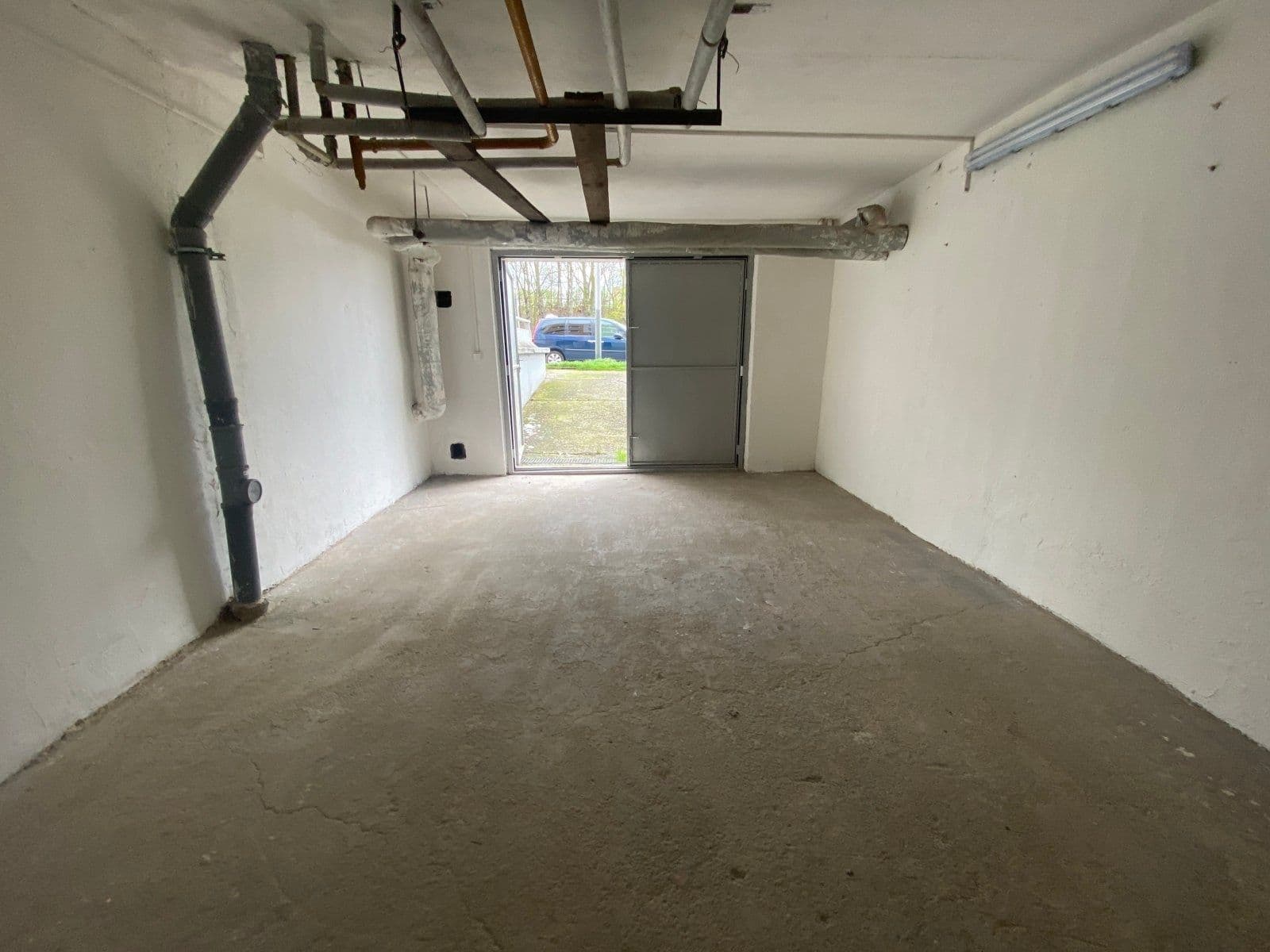 Pronájem garáže 24 m², Tylova, Ostrava, Moravskoslezský kraj Pronájem garáže 24 m², Tylova, Ostrava, Moravskoslezský kraj