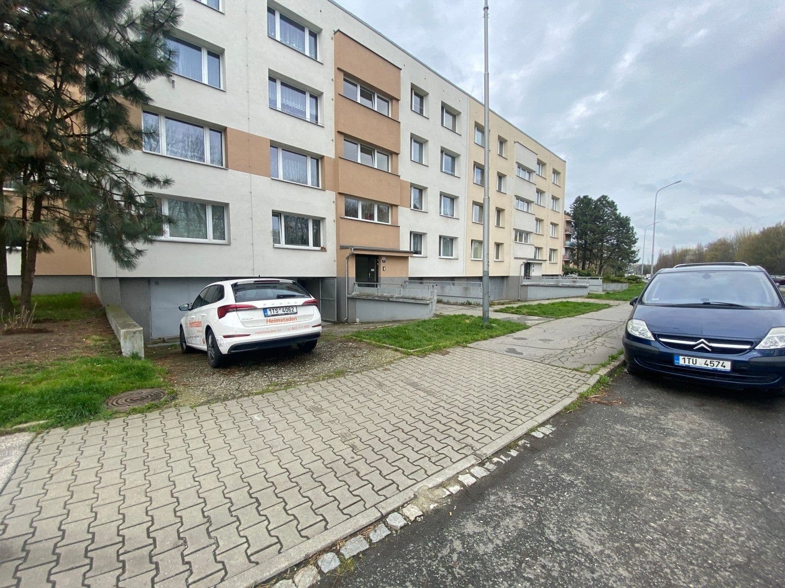 Pronájem garáže 24 m², Tylova, Ostrava, Moravskoslezský kraj Pronájem garáže 24 m², Tylova, Ostrava, Moravskoslezský kraj