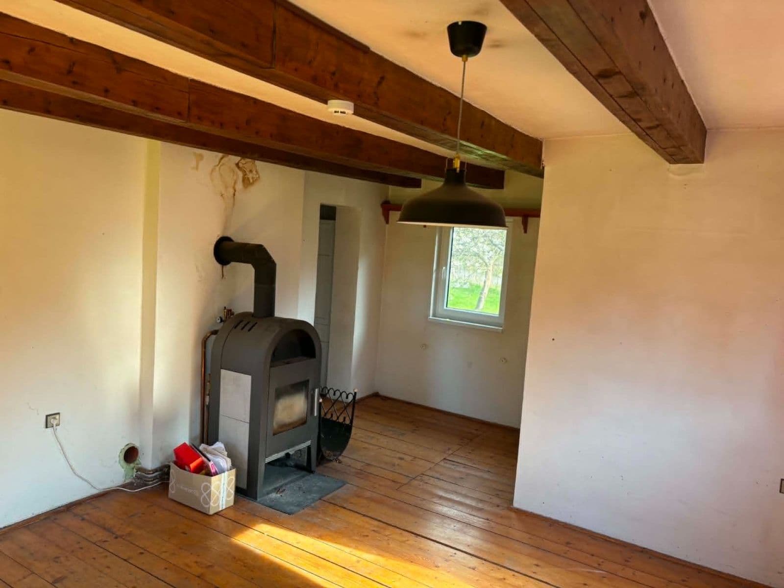 Prodej domu 100 m², pozemek 1.100 m², Velenice, Liberecký kraj Prodej domu 100 m², pozemek 1.100 m², Velenice, Liberecký kraj