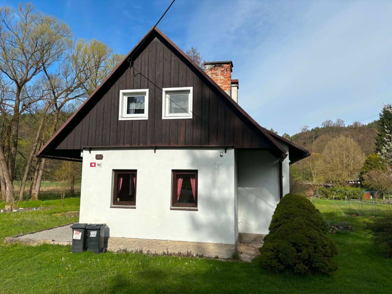 Prodej domu 100 m², pozemek 1.100 m², Velenice, Liberecký kraj Prodej domu 100 m², pozemek 1.100 m², Velenice, Liberecký kraj