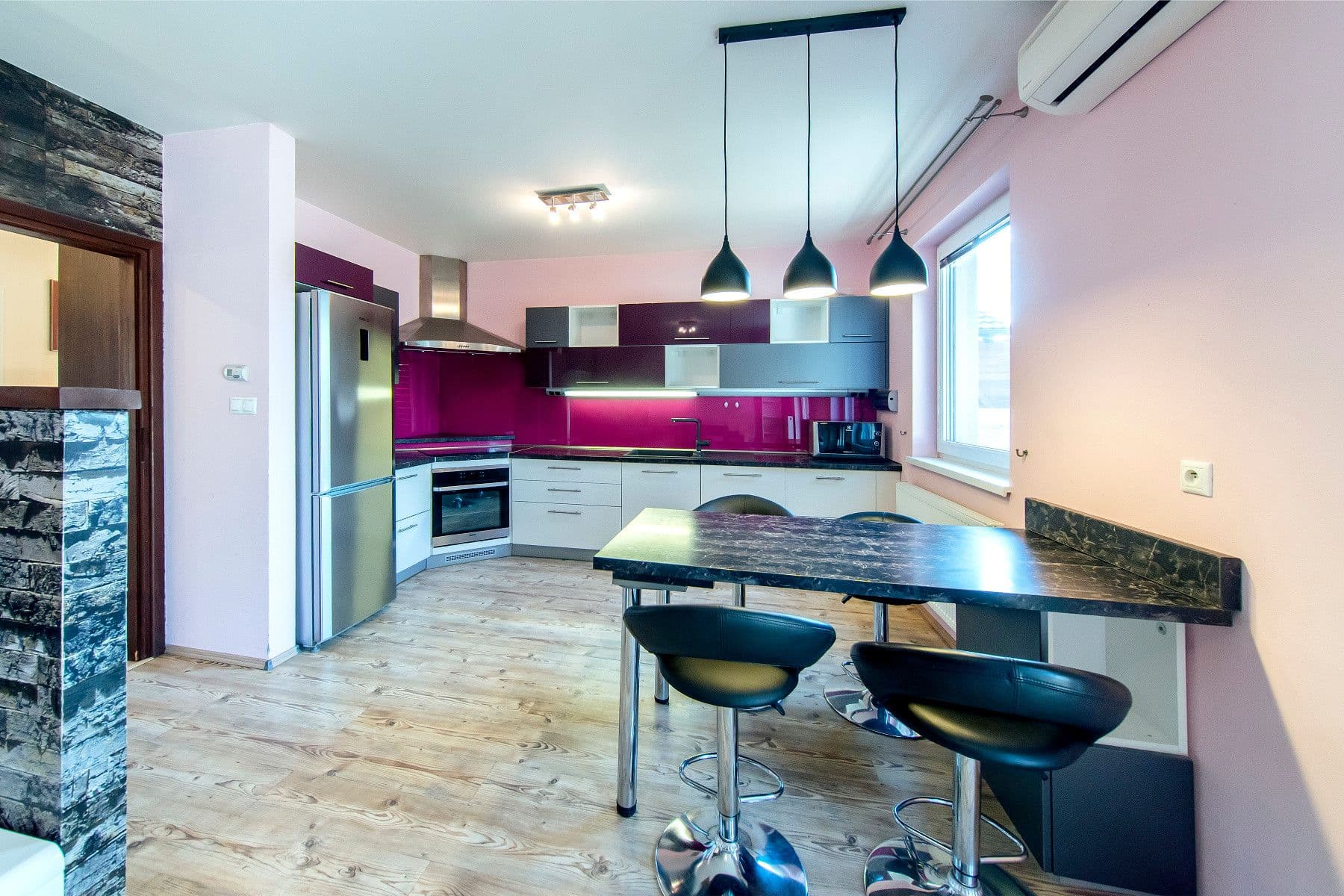 Pronájem domu 70 m², pozemek 250 m², Lipová, Marianka, Bratislavský kraj Pronájem domu 70 m², pozemek 250 m², Lipová, Marianka, Bratislavský kraj