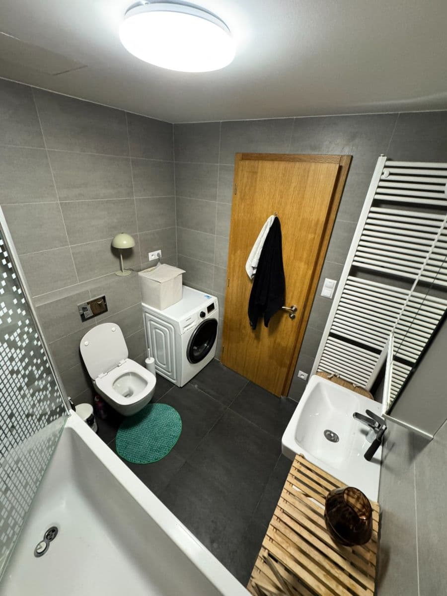 Pronájem bytu 3+kk 85 m², Argentinská, Praha, Praha Pronájem bytu 3+kk 85 m², Argentinská, Praha, Praha