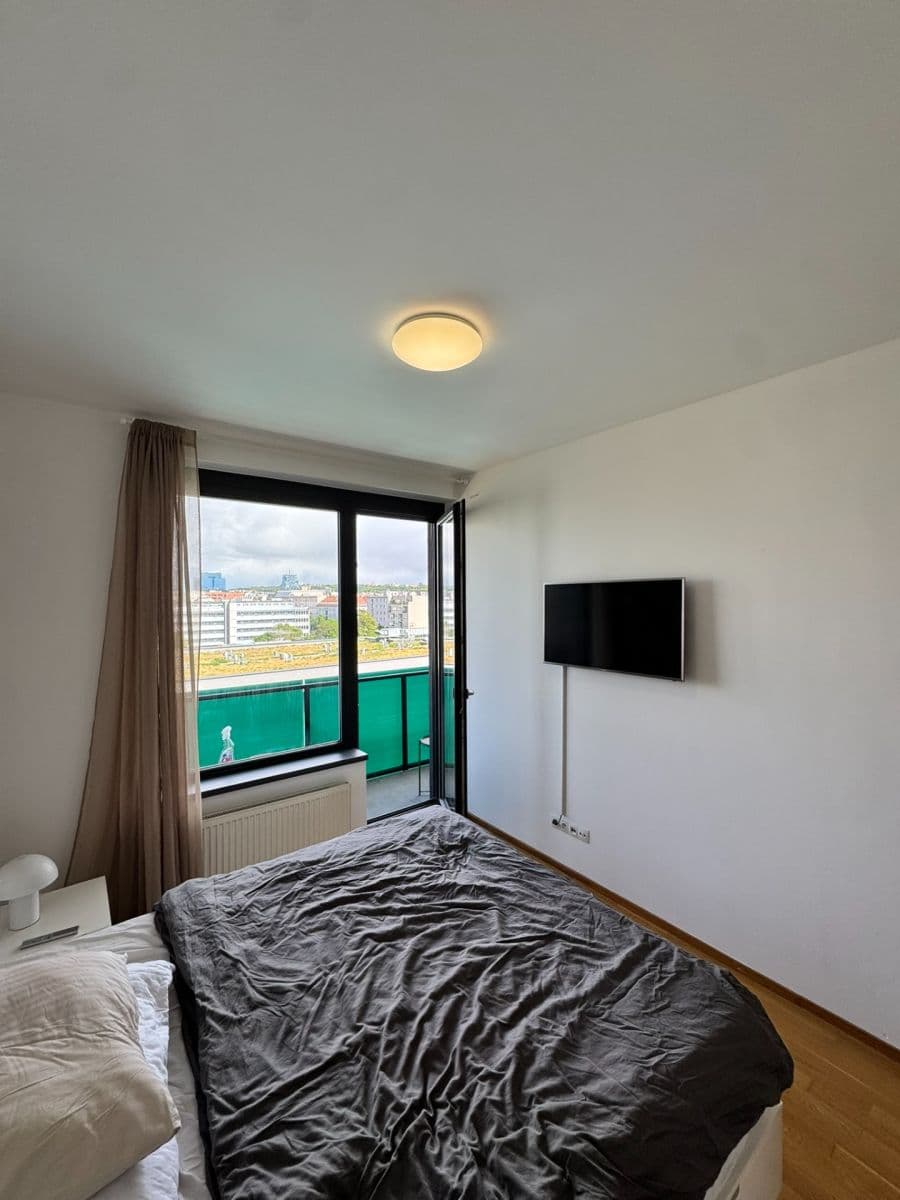 Pronájem bytu 3+kk 85 m², Argentinská, Praha, Praha Pronájem bytu 3+kk 85 m², Argentinská, Praha, Praha